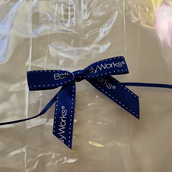 2 Bath & body works Disney Princess Tiana Body wash - Picture 5 of 5